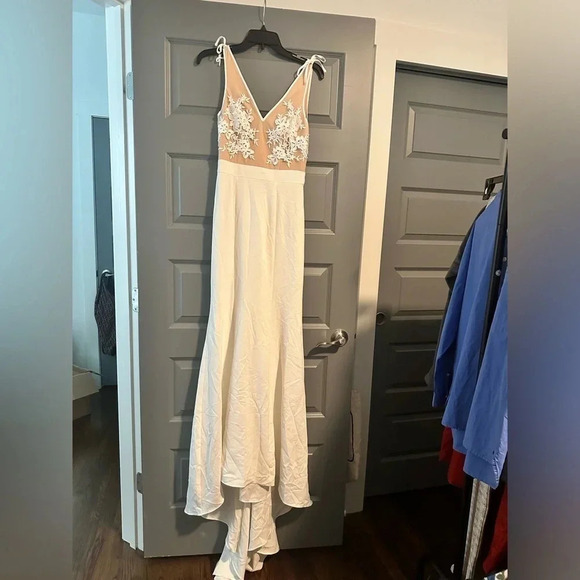 NWT Lovers + Friends Gown Maxi Dress White Wedding size 2 - Picture 4 of 8